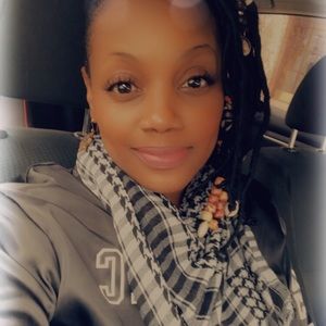 Meet your Posher, Karla